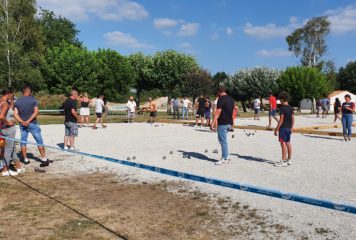 1er concours de pétanque organisé par La Boule Lidonnaise